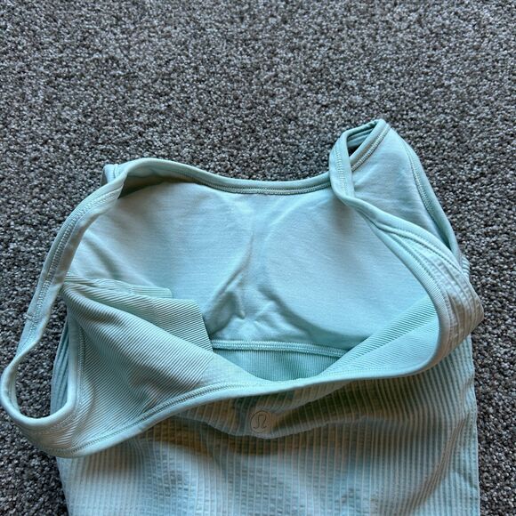 LULULEMON EBB TO STREET BODYSUIT LIGHT SUPPORT B/C CUPS SZ 2 - Picture 4 of 6